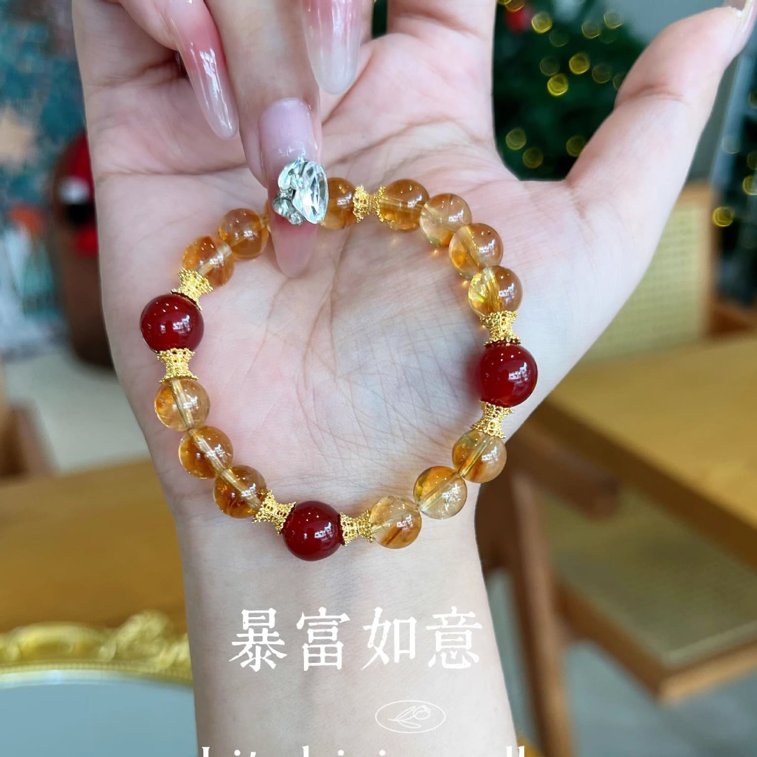 |Wealth| Health |Red Agate Is The Stone For Women To Beautify And Nourish The Skin, While Yellow Crystal Attracts Wealth